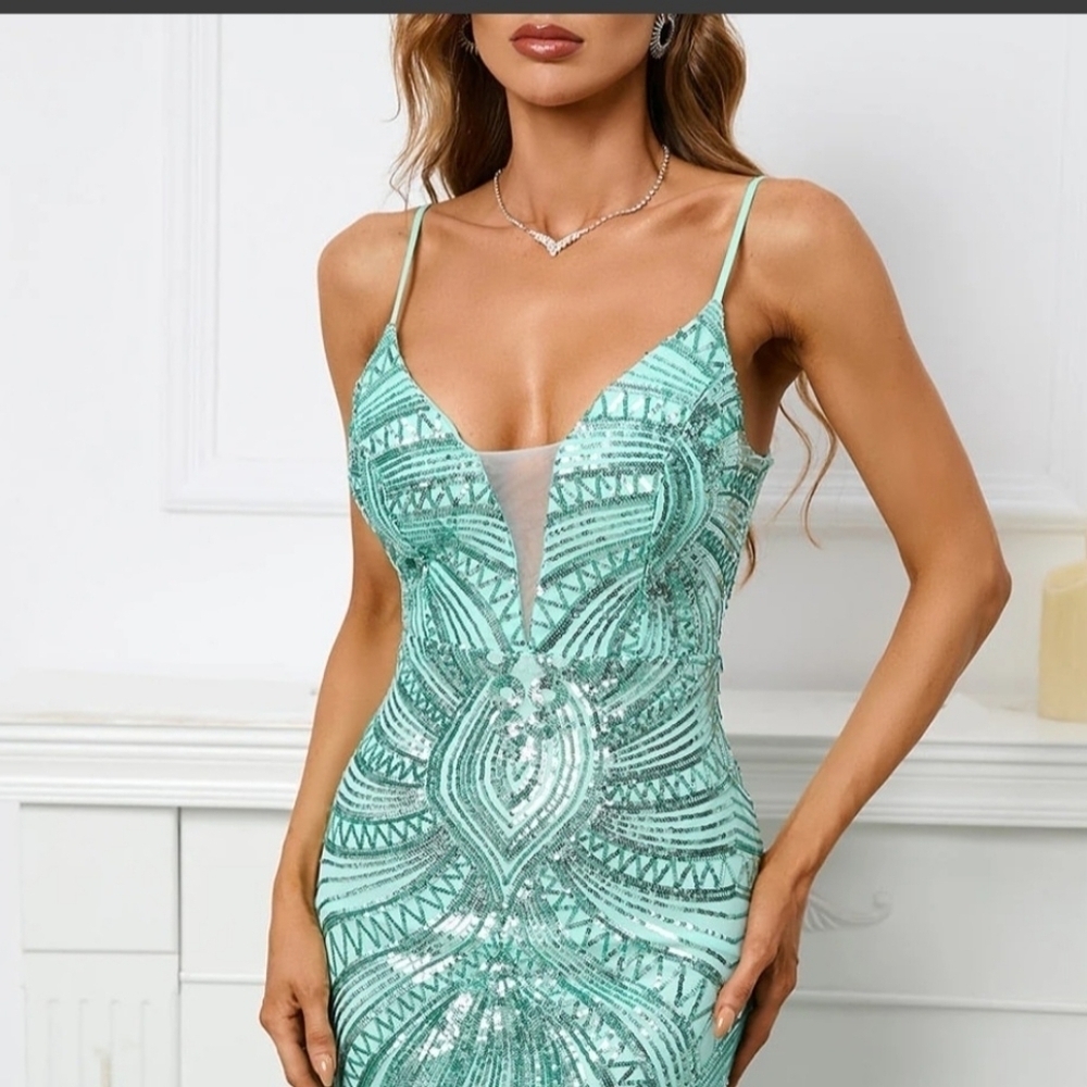 Mint Green, Geo Print, Sleeveless, Beaded Draped Back, Sequined Mermai…CUSTOM - Picture 8 of 16